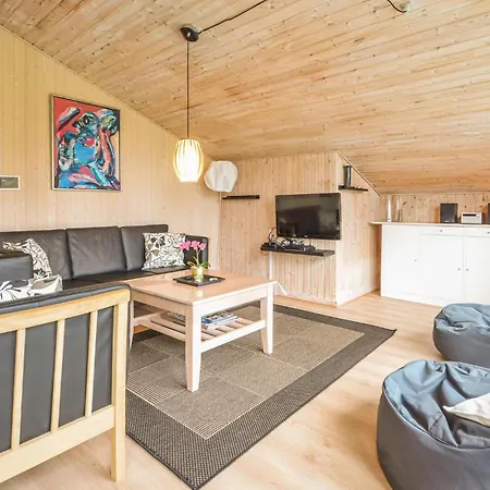 Four-bedroom In Fjerritslev