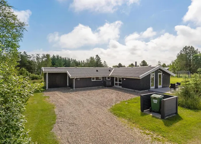 Four-bedroom In Fjerritslev